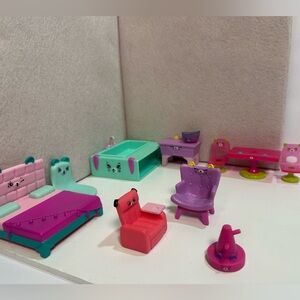 Shopkins furniture lot set